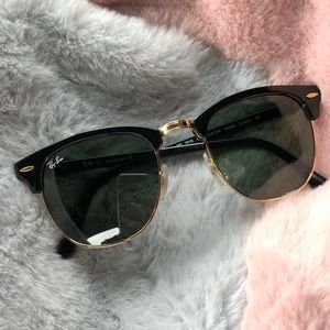 Ray-Ban Clubmaster RB3016 black gold sunglasses